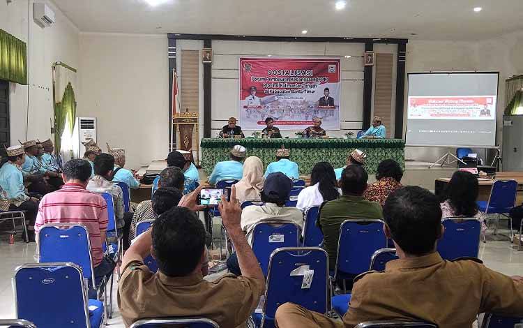 Sosialisasi Forum Pembauran Kebangsaan (FPK) di aula Dinas Pertanian dan Ketahanan Pangan Barito Timur pada Selasa, 3 Desember 2024. (FOTO: AGUSTINUS BOLE MALO)