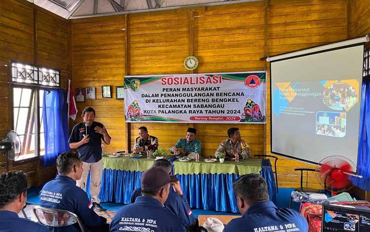Suasana kegiatan sosialisasi mitigasi dan penanganan bencana di Aula Kelurahan Bereng Bengkel (Foto : IST)