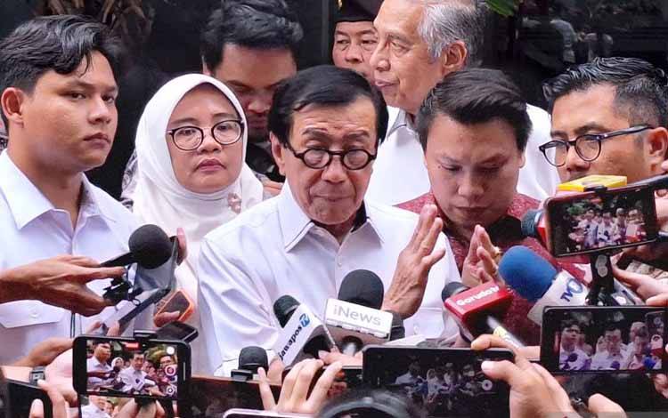 Penyidik Komisi Pemberantasan Korupsi (KPK) memeriksa mantan Menteri Hukum dan Hak Asasi Manusia (Menkumham) Yasonna Hamonangan Laoly terkait perkara Harun Masiku, Rabu (17/12/2024). ANTARA/Fianda Sjofjan Rassat
