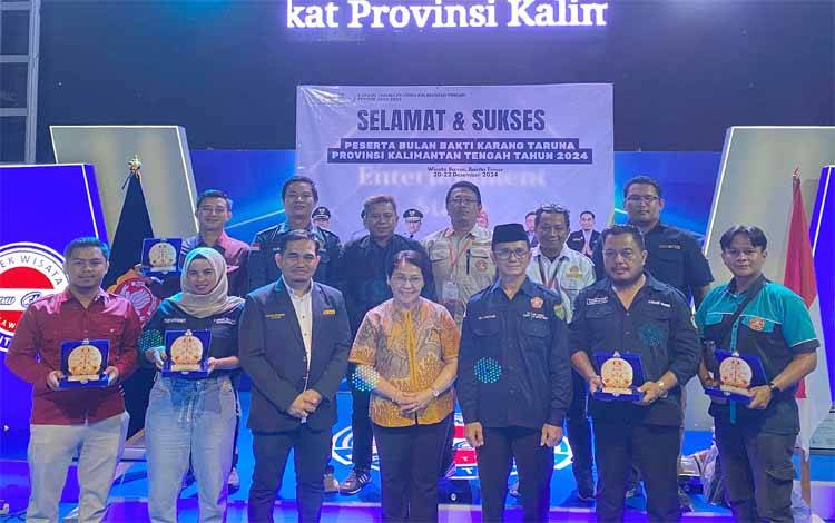 Malam puncak Bulan Bakti Karang Taruna (BBKT) ke-X di Objek Wisata Luaw Banse Kabupaten Barito Timur, Sabtu, 21 Desember 2024. (FOTO: MELA)