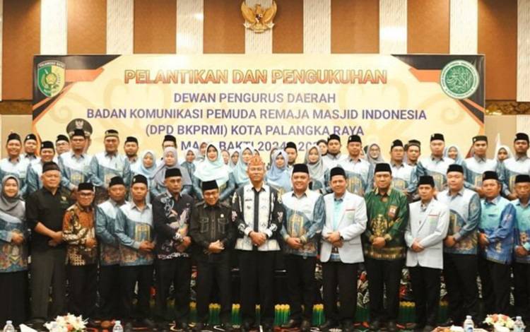 Pj Wali Kota Palangka Raya, Akhmad Husain menghadiri pelantikan DPD BKPRMI. (FOTO: HUMAS)