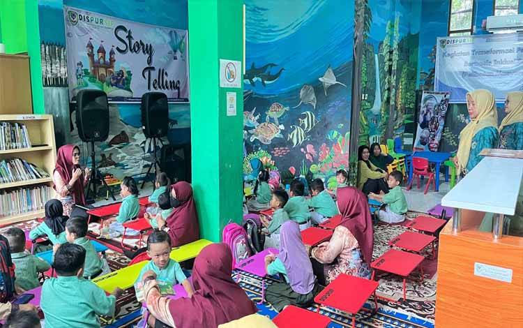 Kegiatan Storytelling perdana 2025 yang digelar Dinas Perpustakaan dan Kearsipan Kabupaten Seruyan (Foto ?: Ist)