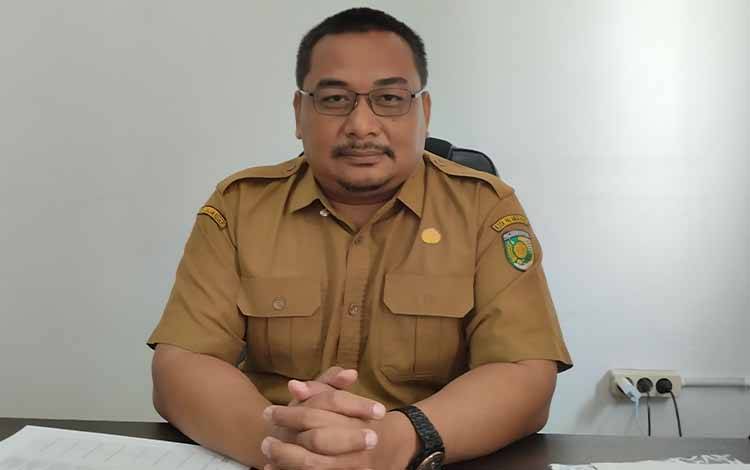 Kepala Bidang Kesehatan Hewan, Kesehatan Masyarakat Veteriner, Pengolahan dan Pemasaran Hasil Ternak di Dinas Pertanian dan Ketahanan Pangan atau DPKP Kota Palangka Raya, drh Ganjar Priyatno.(FOTO: TESTI PRISCILLA)