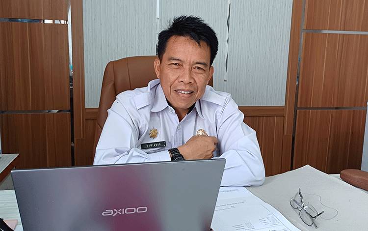 Kepala Dinas Sosial Kotawaringin Timur Hawianan. (FOTO: DEWIP)