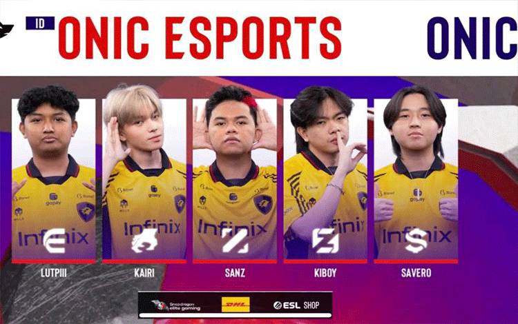 Tim esport Indonesia Onic ID tampil dalam ESL Mobile Legends: Bang Bang (MLBB) Season 6 Challenge Finals APAC Group Stage hari kedua, Rabu (12/2/2025). (youtube.com/ESL Indonesia)
