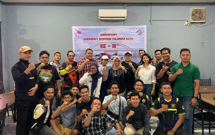 ERP saat merayakan 10 tahun pengabdiannya (Foto : PATHUR)