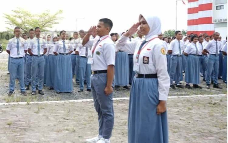 Paskibraka dari Kota Palangka Raya saat melakukan latihan (Foto: Prokompim Palangka Raya)
