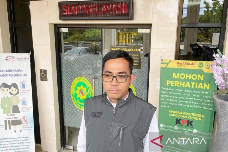 Jaksa Penuntut Umum (JPU) KPK Erlangga Jayanegara saat berada di PN Banjarmasin. (ANTARA/Firman)