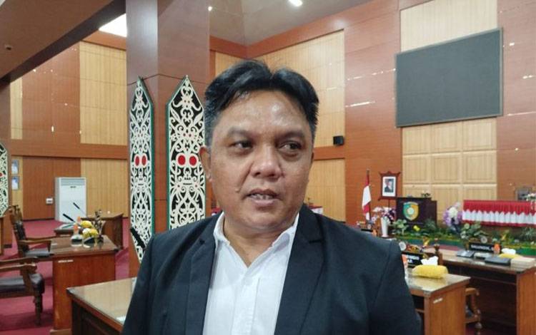 Sekretaris Komisi II DPRD Palangka Raya, Sumadi (Foto: MARINI)