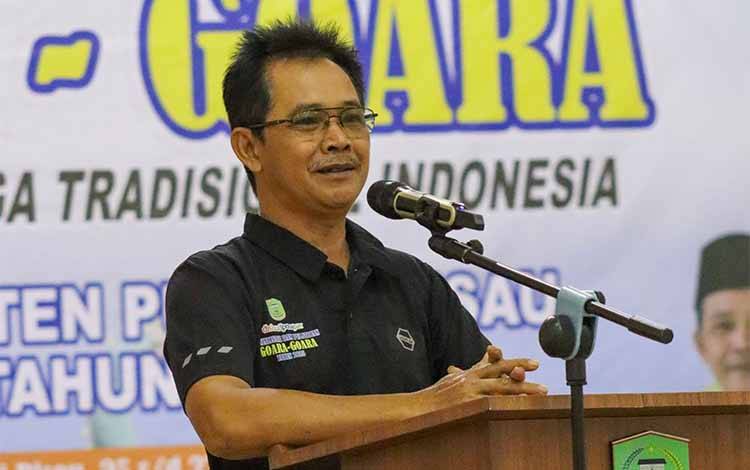 Kepala Dinas Disbudporapar Pulang Pisau Marhaendra. (FOTO : RETHA)
