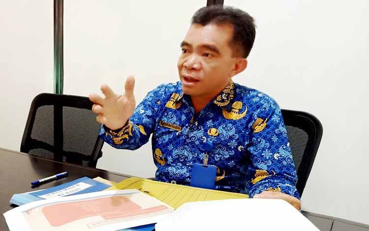 Kadis Pendidikan Barito Utara, Syahmiluddin A Surapati.(foto: Dhani)