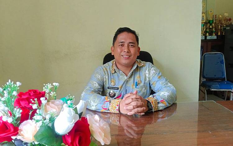 Camat Banama Tingang Yanoadi Setiawan (FOTO : RETHA)