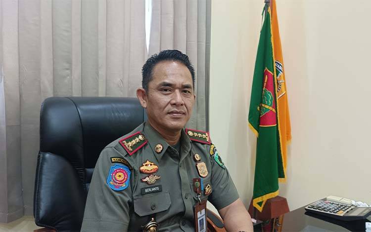 Kepala Satpol PP Palangka Raya, Berlianto. (FOTO: HENDRI)