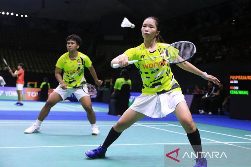 Ganda putri Indonesia Meilysa Trias Puspitasari/Rachel Allessya Rose mengatasi perlawanan ganda China Keng Shuli/Wang Fangmei lewat rubber game pada babak pertama Thailand Masters 2025 yang berlangsung di Nimibutr Stadium, Bangkok, Selasa (28/1/2025). ANTARA/HO-PBSI/pri.