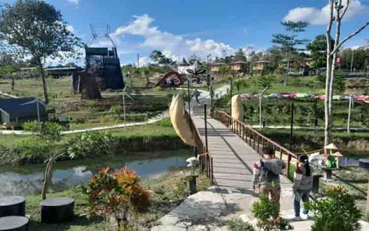 Wisata Matan Andau Tangkiling Palangka Raya. (FOTO: MARINI)