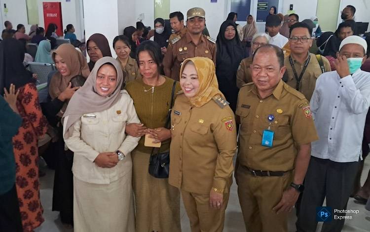 Bupati Kobar saat melakukan sidak di RSUD Sultan Imanuddin Pangkalan Bun, Selasa, 8 April 2025
