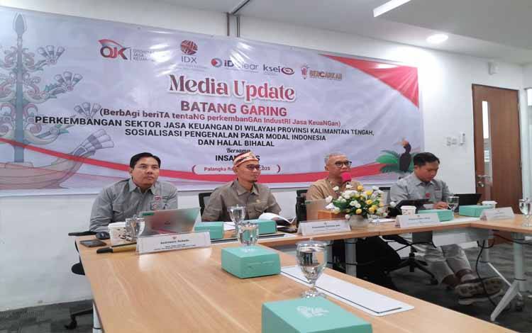 Media Update Batang Garing atau Berbagi Berita tentang Perkembangan Industri Jasa Keuangan, Sosialiasi Pengenalan Pasar Modal Indonesia dan Halal Bihalal bersama insan pers pada Rabu, 16 April 2025.(FOTO: TESTI PRISCILLA)