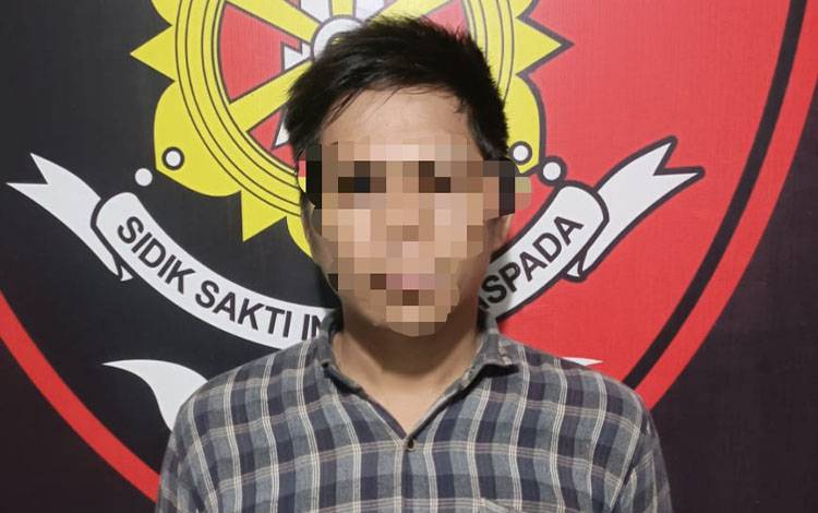 Ahmad (34), terduga pelaku penganiayaan berat di Kelurahan Ampah Kota, Kabupaten Barito Timur, Kamis, 17 April 2025. (FOTO: IST)