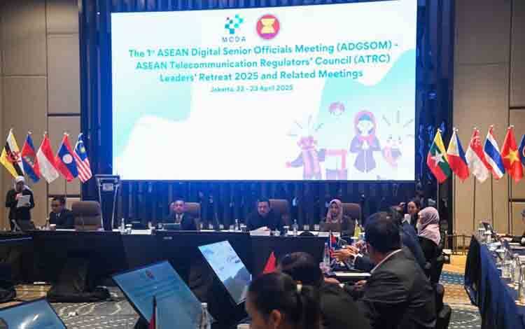 The 1st ASEAN Digital Senior Officials Meeting (ADGSOM) - ASEAN Telecommunication Regulators Council (ATRC) Leaders Retreat 2025 di Jakarta Pusat, Selasa (22/4/2025). (ANTARA/HO-Kementerian Komunikasi dan Digital)