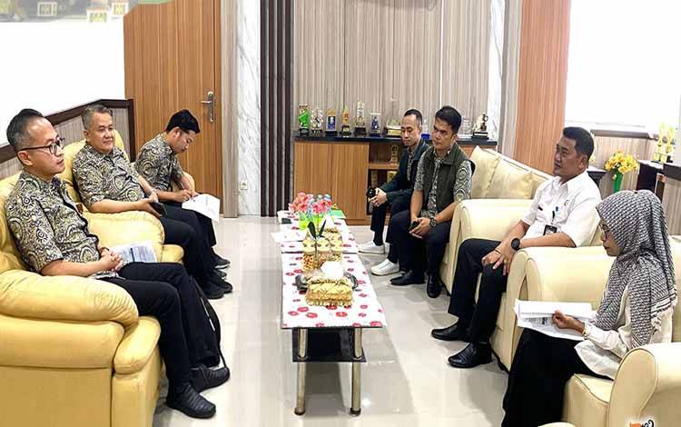 BKAD saat rapat dengan BPJS Kesehatan Kotim, Rabu, 23 April 2025. (FOTO ; IST)