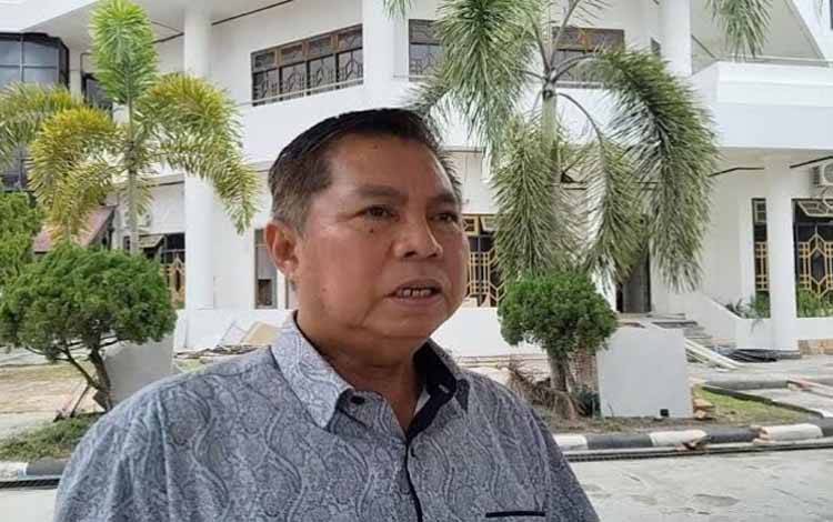 Wakil Ketua Komisi I DPRD Kalteng Sudarsono (Foto : PATHUR)