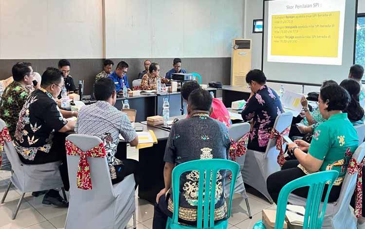 Rapat koordinasi untuk menindaklanjuti hasil Survei Penilaian Integritas (SPI) 2024 yang dilakukan oleh Komisi Pemberantasan Korupsi (KPK). (FOTO: MMC BARTIM)