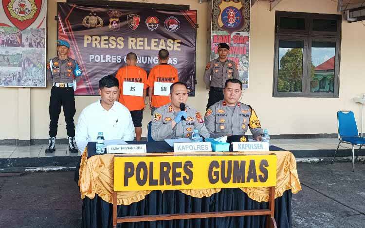 Konferensi pers terkait pengungkapan tindak pidana narkotika, Senin, 19 Mei 2025. (FOTO: RISKA YULYANA)