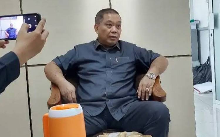 Ketua Komisi IV DPRD Kalteng Lohing Simon (Foto : PATHUR)