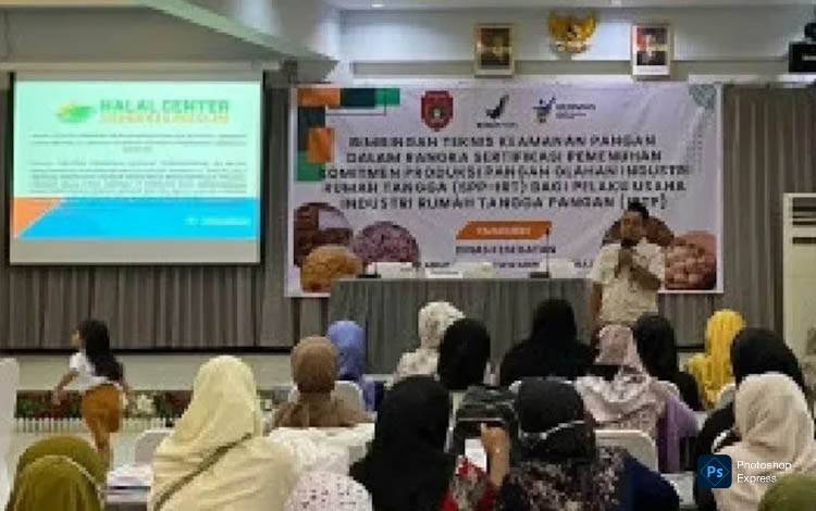 Bimbingan teknis keamanan pangan yang digekar Disperindagkop UKM dan Dinkes Kobar.