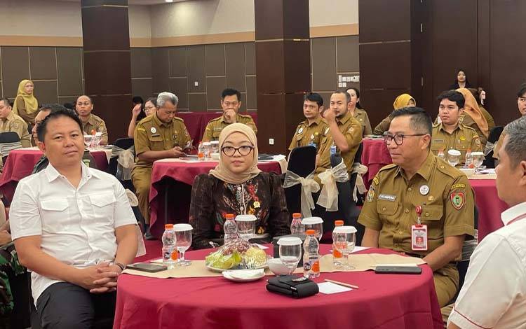 Wakil Ketua I DPRD Kalteng Riska Agustin (Foto : PATHUR)