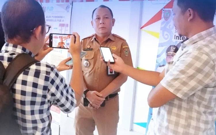 Kepala DPMPTSP Kalteng, Sutoyo. (FOTO: DPMPTSP KALTENG)