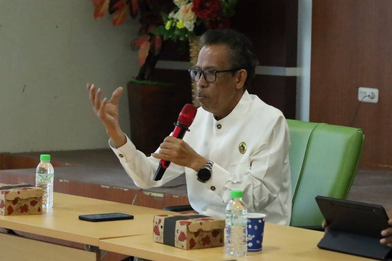 Pakar Filfasat Universitas Islam Negeri (UIN) Datokarama Palu Prof Lukman Thahir. ANTARA/HO-UIN Datokarama Palu