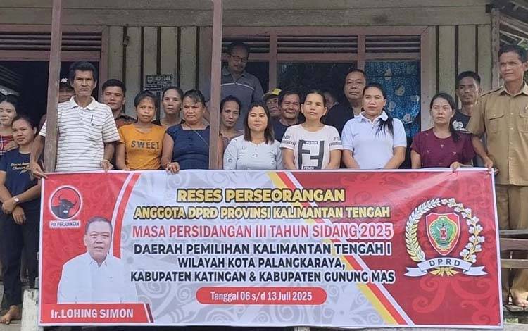 Ketua Komisi IV DPRD Kalteng saat reses di Kabupaten Gunung Mas (Foto : IST)