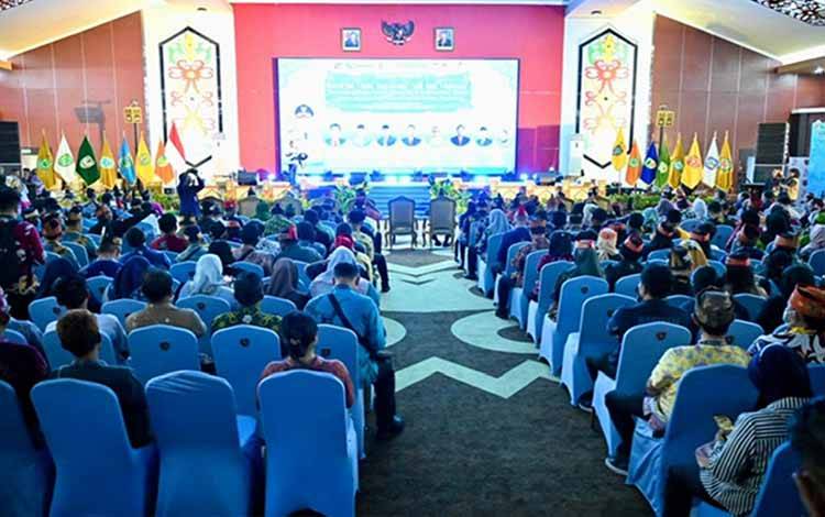 Suasana Seminar Nasional dalam rangka memperingati Hari Koperasi Nasional ke-78 Tingkat Provinsi Kalteng 2025. (FOTO:PRD)