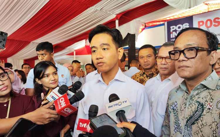 Arsip foto- Wakil Presiden RI Gibran Rakabuming Raka memberikan keterangan pers usai meninjau penyaluran BSU di Kantor Pos Indonesia cabang Boyolali, Jawa Tengah, Jumat (18/7/2025). (ANTARA/Mentari Dwi Gayati)
