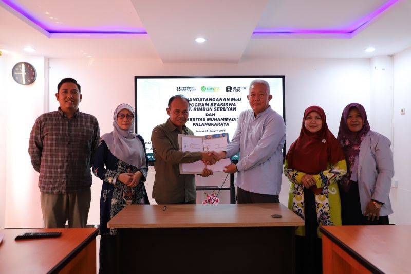 Penandatanganan kerja sama antara UMPR dengan PT Rimbun Seruyan di Palangka Raya. ANTARA/HO-Humas UMPR