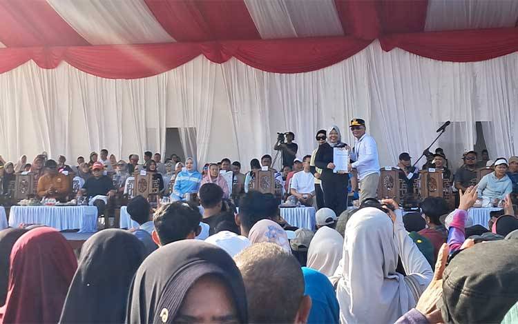 Kegiatan jalan sehat di Pangkalan Bun pada Minggu, 3 Agustus 2025.(FOTO: Istimewa)