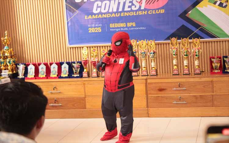 Spiderman?Cilik Tampil di English Storytelling Contest Lamandau. Senin,? 11 Agustus 2025