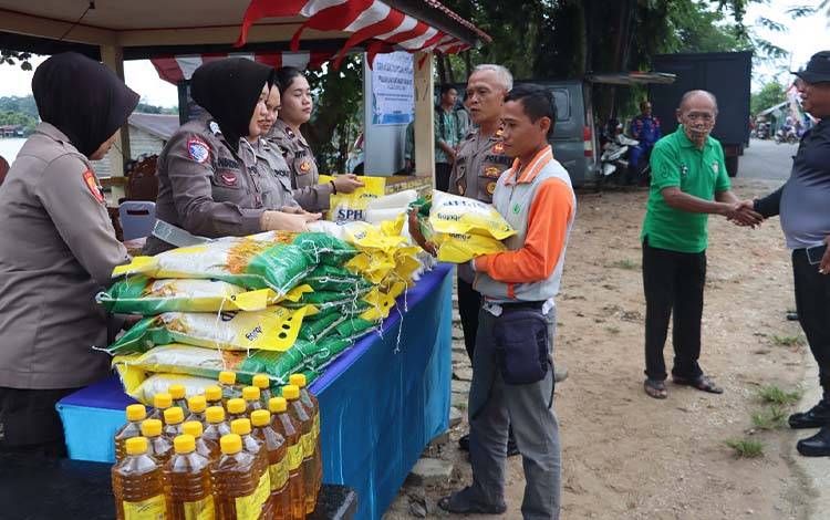 Launching Gerakan Pangan Murah (GPM) yang dilaksanakan Polres Barito Utara, Kamis, 14 Agustus 2025. (Foto: Dhani)
