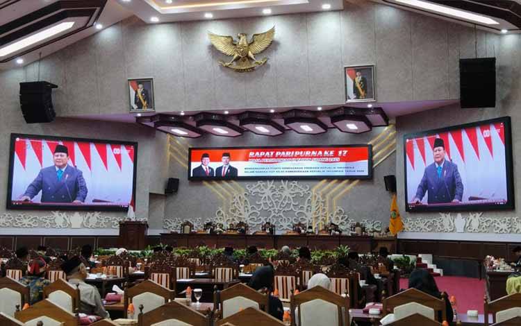 Suasana Rapat Paripurna Ke - 17 Masa Persidangan III tahun 2025 (Foto : PATHUR)