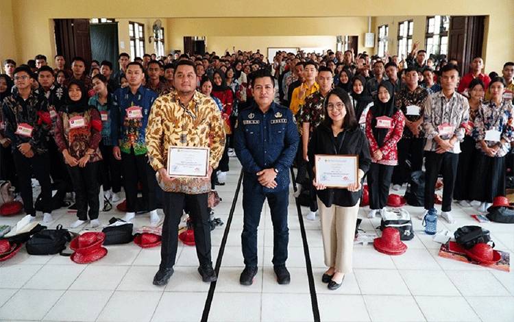 Kantor OJK Kalteng menggelar kegiatan edukasi keuangan bagi mahasiswa baru Fakultas Hukum Universitas Palangka Raya (UPR) Tahun Akademik 2025/2026. (FOTO: Istimewa)