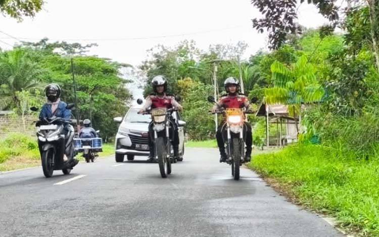 Anggota Polres Pulang Pisau berpatroli, Rabu, 20 Agustus 2025. (FOTO : IST)