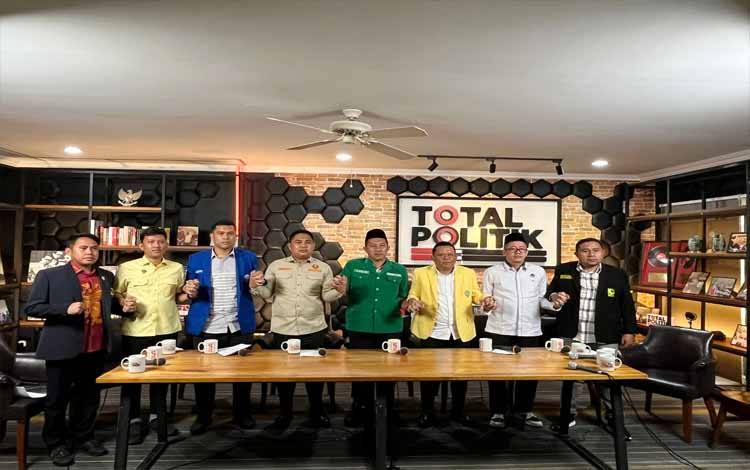 Organisasi Pemuda Lintas Iman menyampaikan pernyataan sikap atas situasi nasional yang memanas akibat aksi demonstrasi di berbagai daerah.(FOTO: Istimewa)