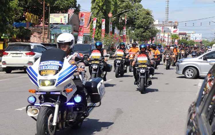 Personel gabungan di Kobar menggelar Patroli skala besar jaga Kamtibmas