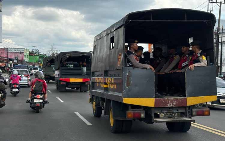 Patroli Gabungan di Jalan Tjilik Riwut (Foto : IST)