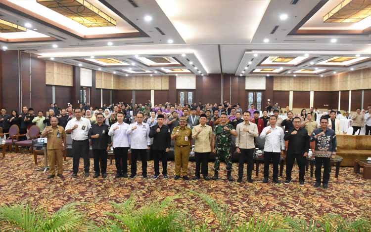 lustrasi pembangunan fasilitas publik. Gubernur Kalimantan Tengah (Kalteng), Agustiar Sabran berharap bantuan sosial program CSR dapat percepat pembangunan daerah. (FOTO:AI)