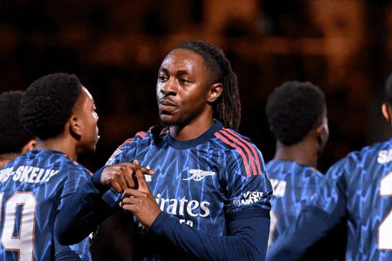 Selebrasi Eberechi Eze setelah mencetak gol untuk Arsenal dalam pertandingan Carabao Cup lawan Port Vale di Vale Park pada Kamis (25/9/2025). Arsenal.com