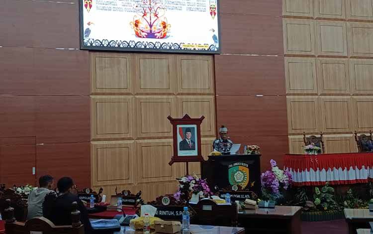 Juru bicara Fraksi Partai Amanat Nasional (PAN) DPRD Palangka Raya Syaufwan Hadi (Foto: MARINI)