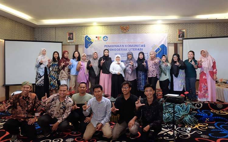 Kegiatan Pembinaan Komunitas Penggerak Literasi yang digelar oleh Balai Bahasa Provinsi Kalimantan Tengah. (FOTO: Istimewa)