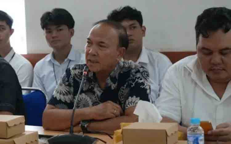 Anggota DPRD Palangka Raya, Salundik. (FOTO: MARINI)